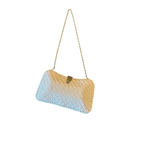 Vintage Woven Ivory White Shoulder Bag With Chain Strap & Clasp Closure Resort - Picture 1 of 5